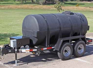 https://www.water-storage-containers.com/image-files/1025-Potable-Water-Trailer-380x280.jpg